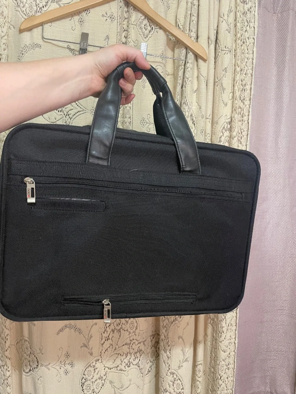 Solo: durable nylon soft briefcase/computer bag